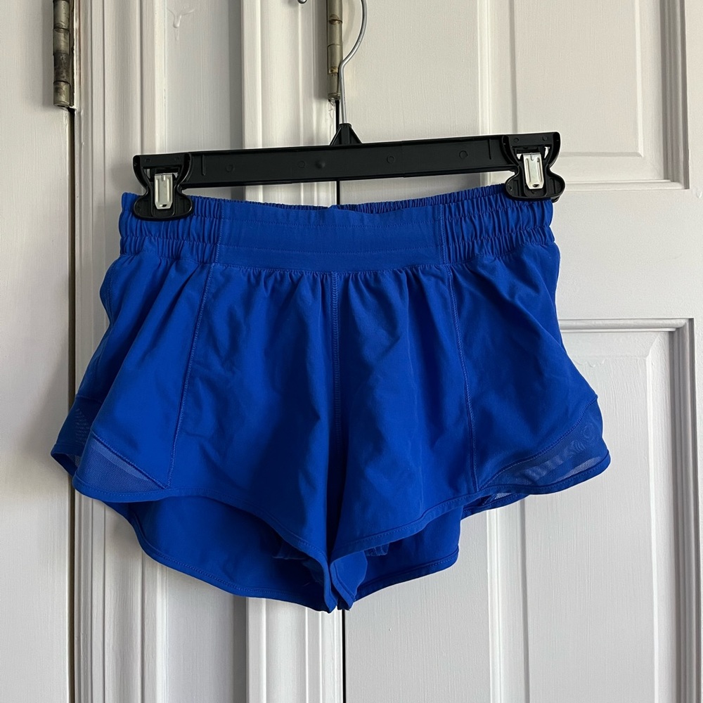 Lululemon Hotty Hot Shorts Low Rise 2.5” size 4